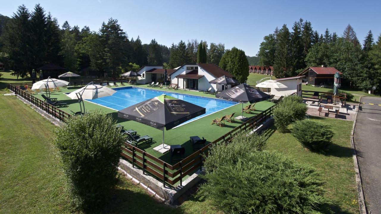 Sporthotel Kácov Dış mekan fotoğraf